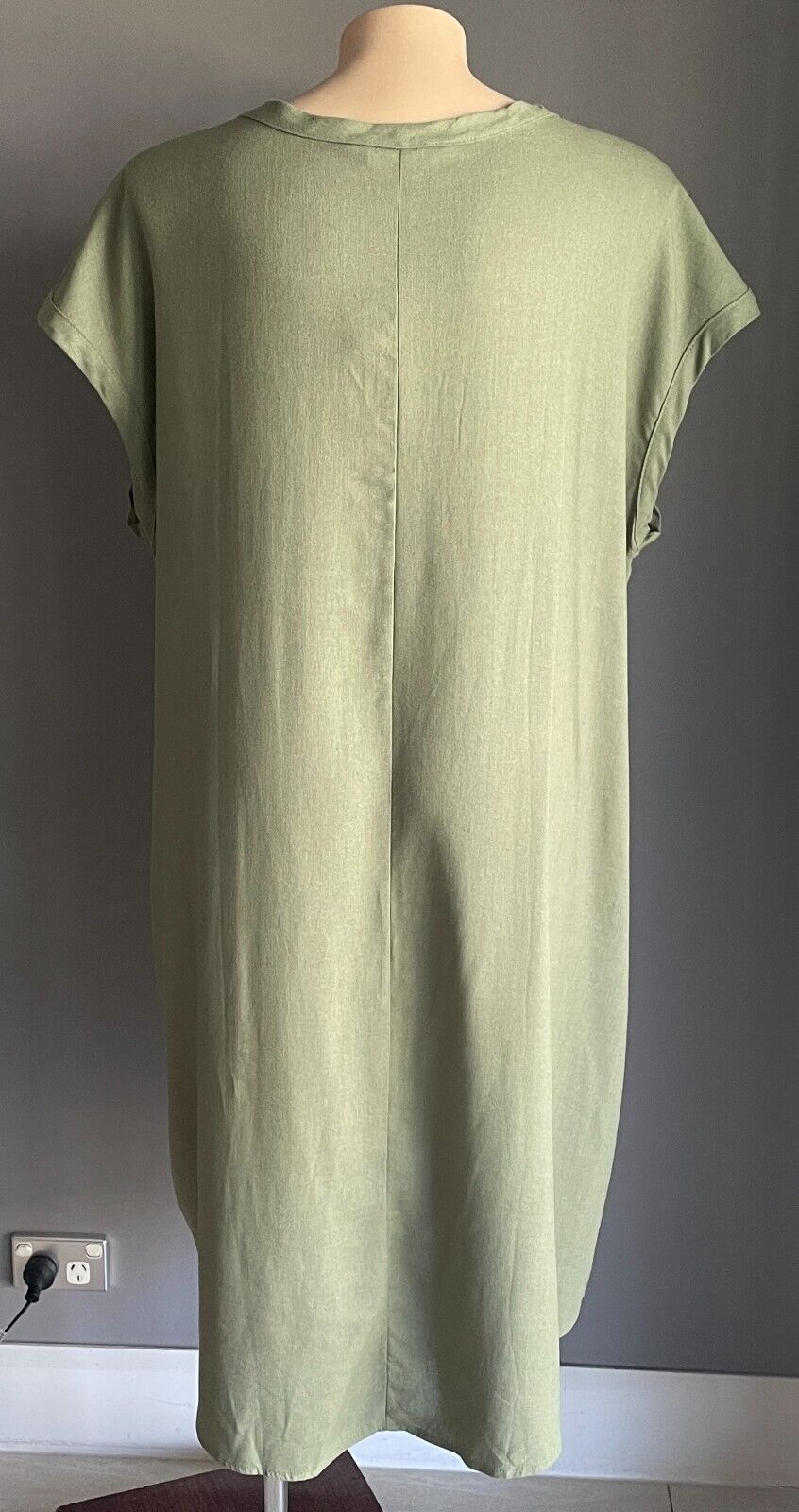 BEME Hi-Lo Dress Khaki Extended Sleeve Linen Blend Zip Front Pocket Size 20