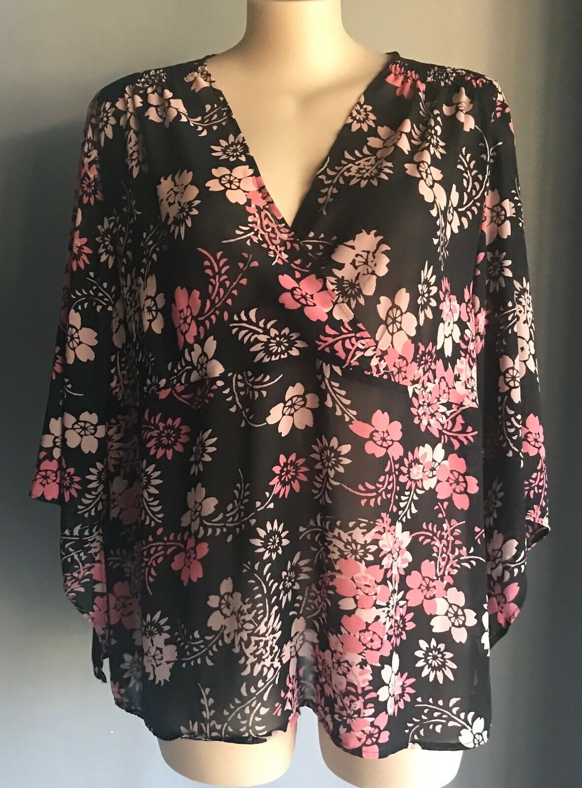 EXPRESSION V Neck Top Black Pink Blush 3/4 Sleeve Semi Sheer Cross Over Size 26