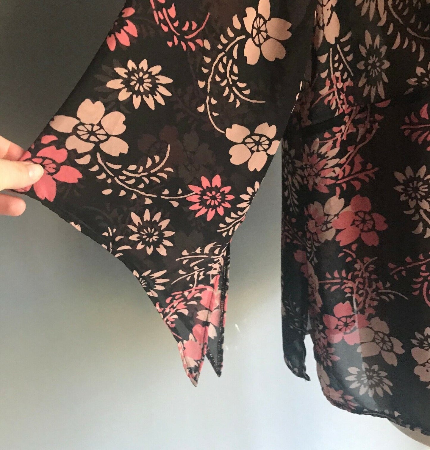 EXPRESSION V Neck Top Black Pink Blush 3/4 Sleeve Semi Sheer Cross Over Size 26