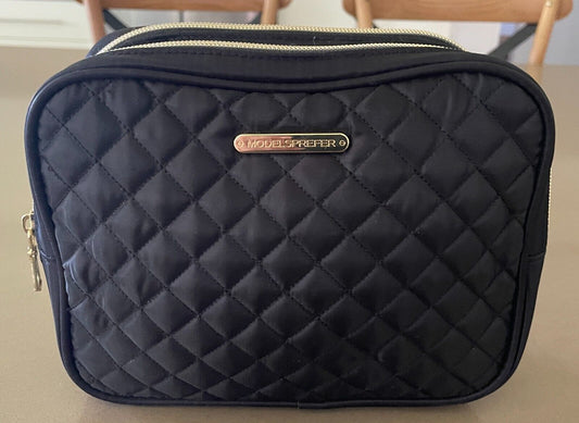 Makeup Bag MODELS PREFER Wet Pack Black Quilted Zip Closure Easy Care Nylon NEW