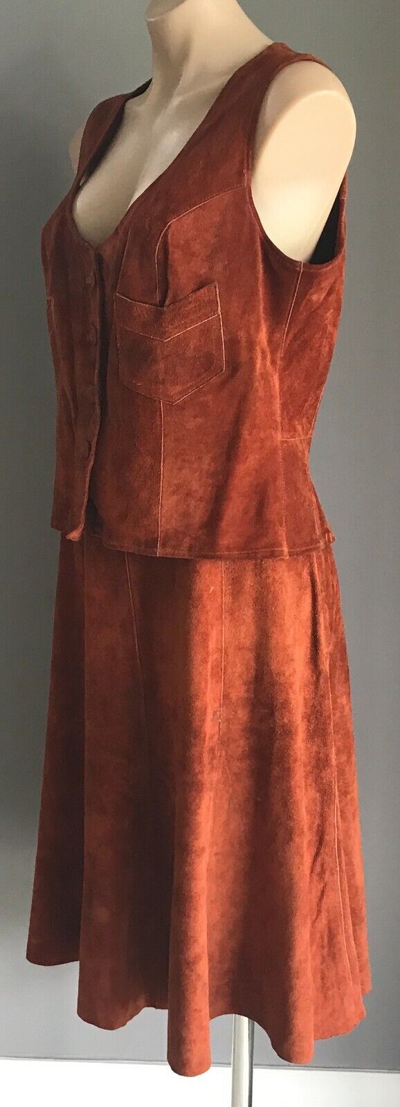 Vintage Tan SUEDE & LEATHERCRAFT Waistcoat & Skirt SizeSuit Sleeveless Vest 14