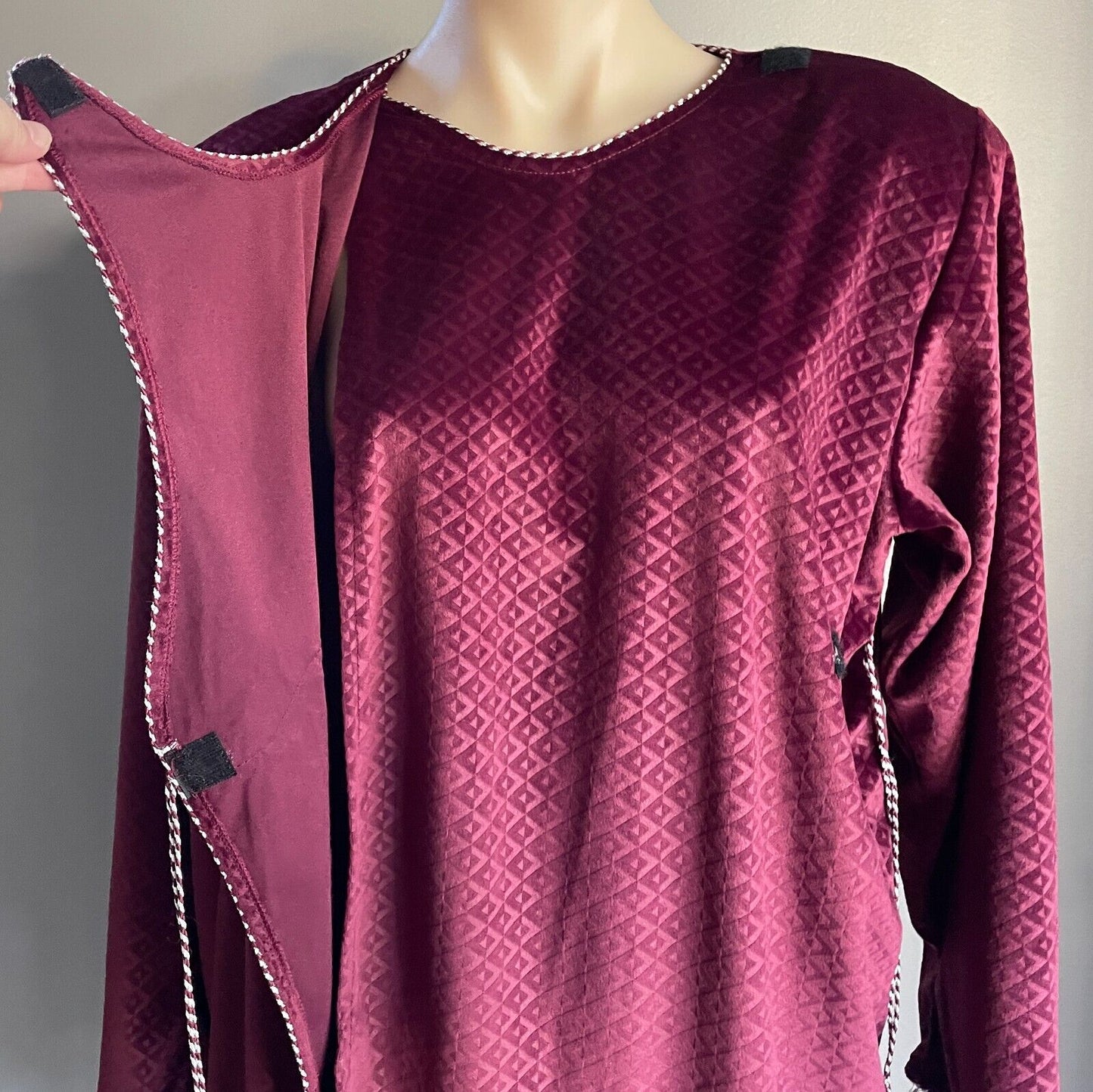 Pant Suit 2 Piece Burgundy Maroon Velour 3D Diamond L/Sleeve Top Pants 48 AU 18