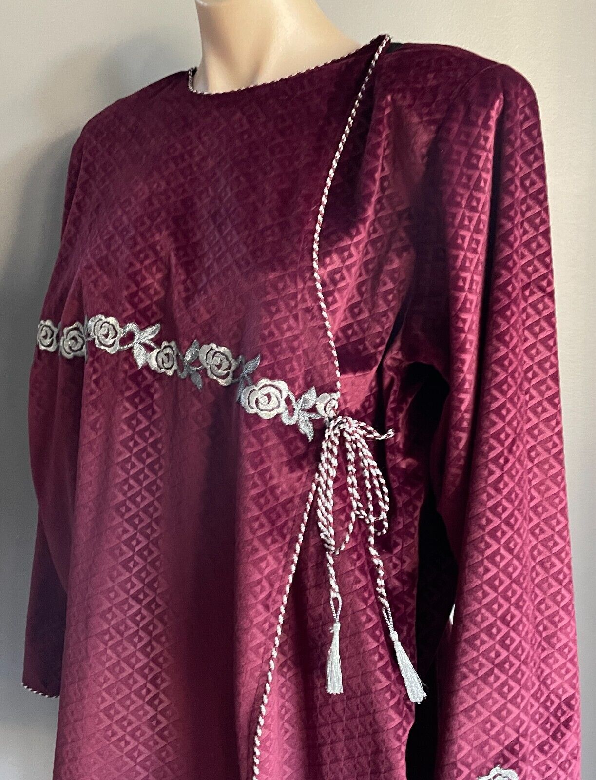 Pant Suit 2 Piece Burgundy Maroon Velour 3D Diamond L/Sleeve Top Pants 48 AU 18