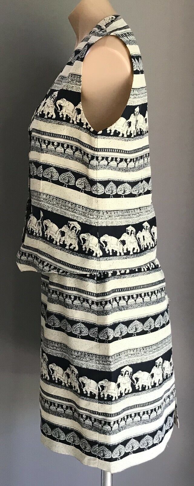 ST GERMAIN Navy Off White Elephant Print 2 Piece Set Vest & Skirt Sz 12 Vtg NEW