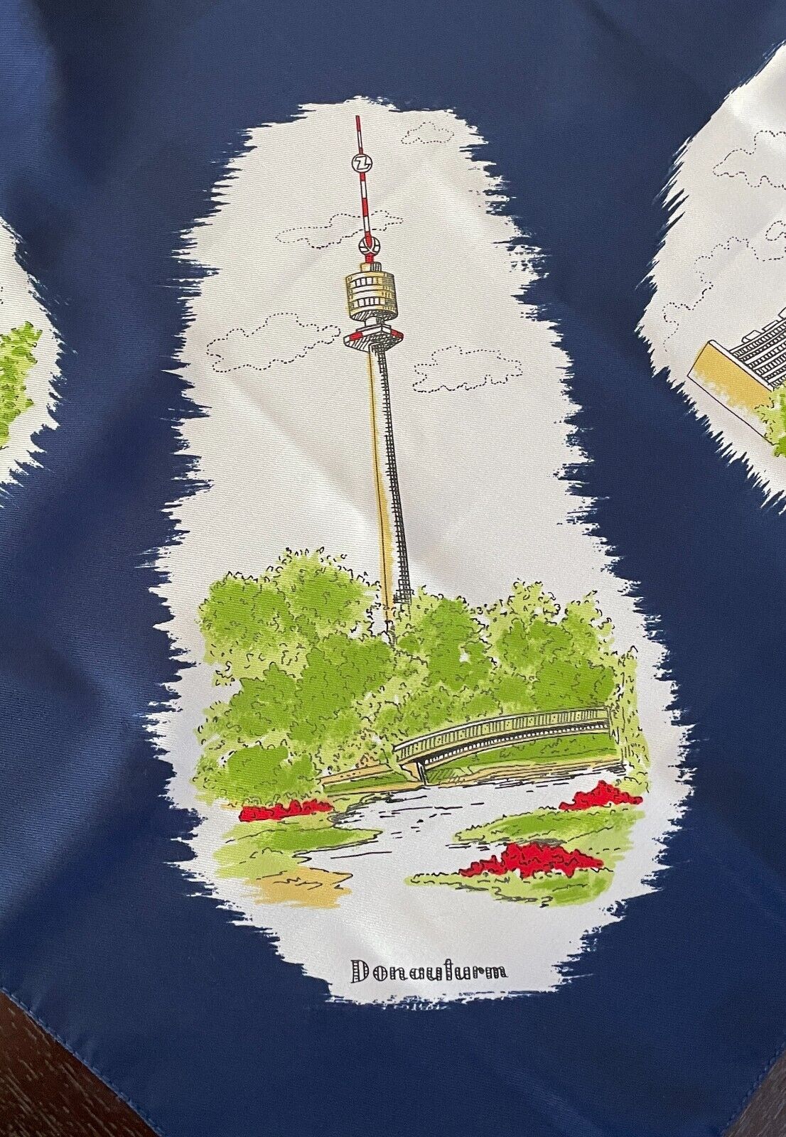 Neck Scarf WIEN VIENNA Austria Landmarks Historic Buildings Souvenir Europe 76cm