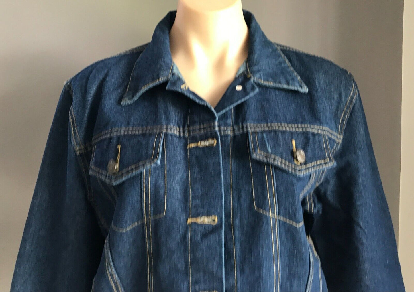 Mens Denim Jeans Jacket TM AFFILIATES "Runway Slaves" Blue Back Print Sz M