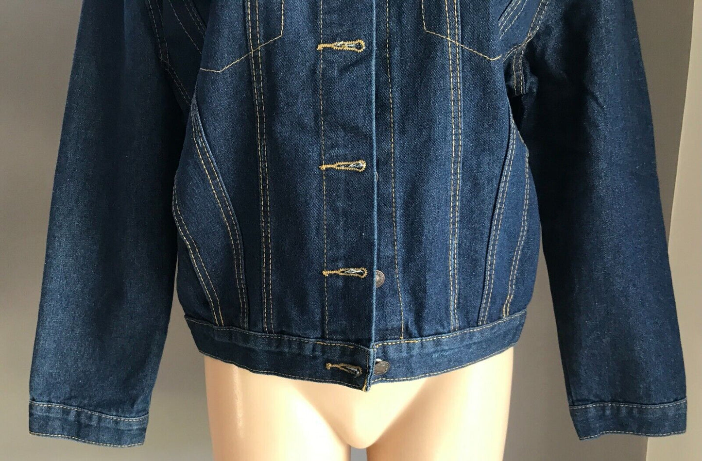 Mens Denim Jeans Jacket TM AFFILIATES "Runway Slaves" Blue Back Print Sz M