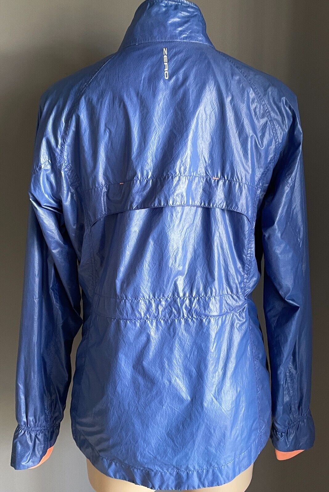 ZERO RESTRICTION Jacket Blue & Coral Trim Zip Front Wind Breaker Size L Golf