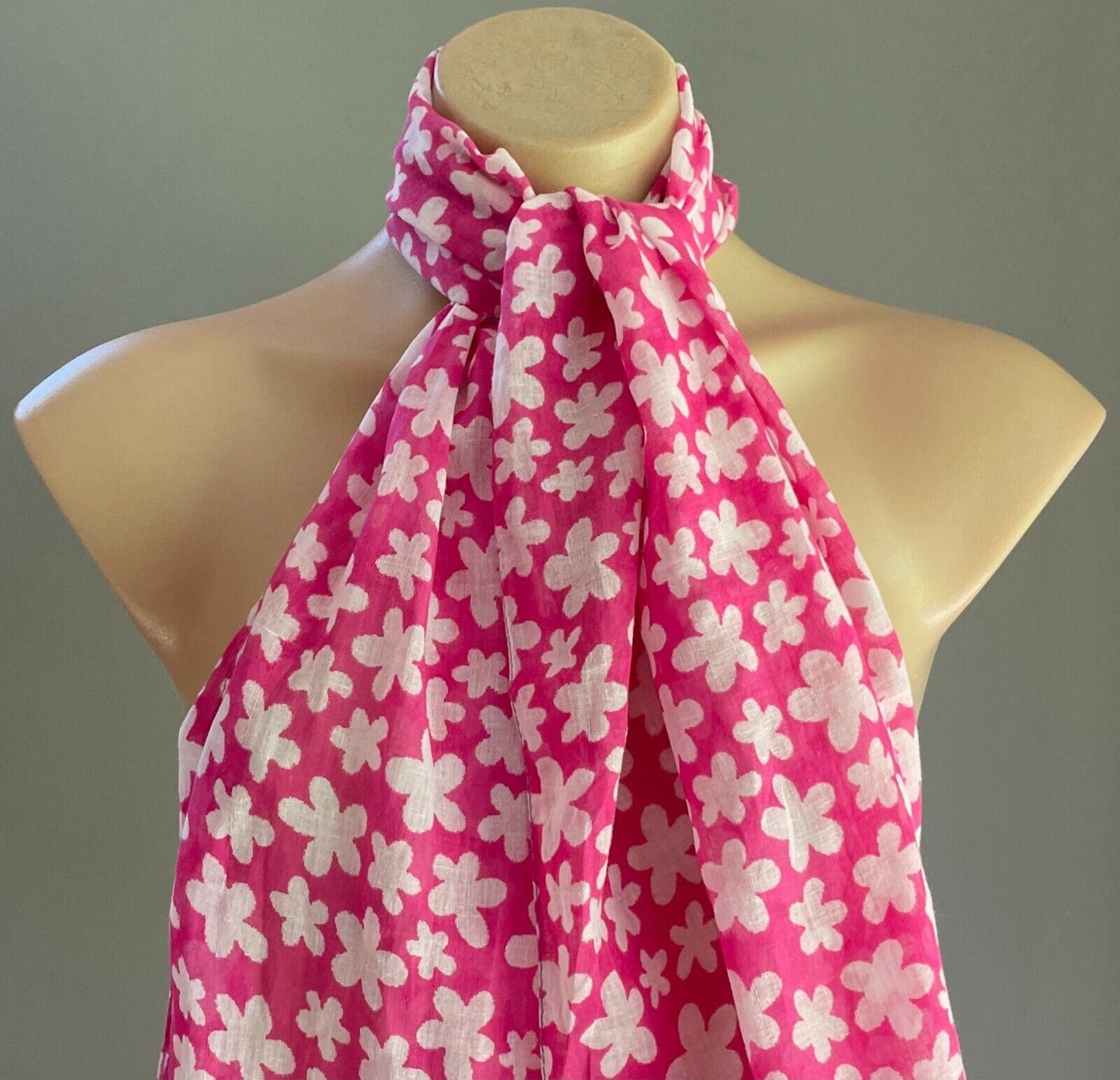 Neck Scarf Pink & White Daisy Long Floral Print Light Cotton Rectangle Wrap