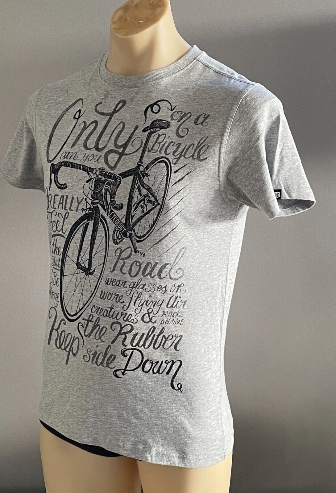 Mens CYCOLOGY "Only on a Bike" T-Shirt Grey Marl Print Sh/Sleeve Tee Size S NEW