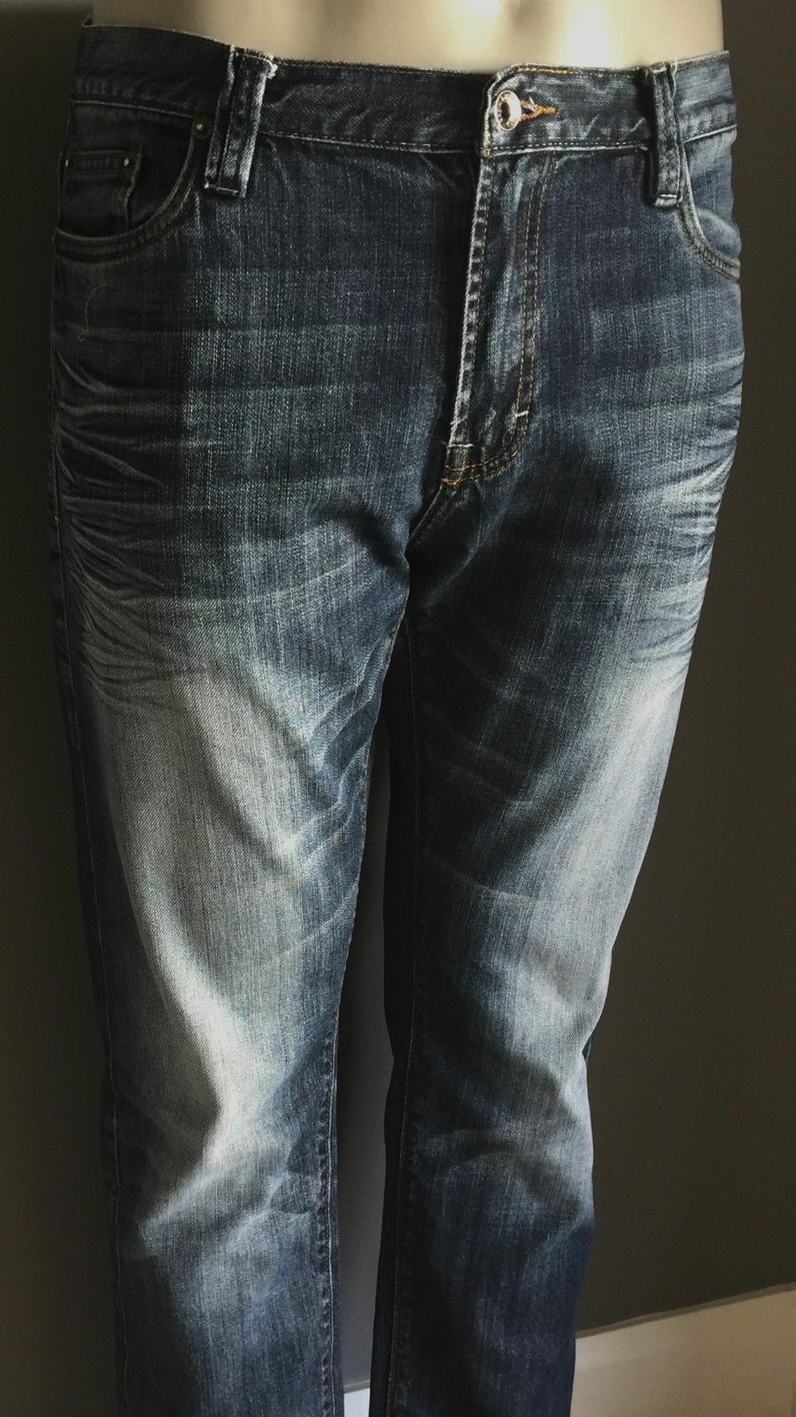 Mens CONNOR Blue Jeans Distressed Faded Denim Straight Leg Casual Size 34W 32L