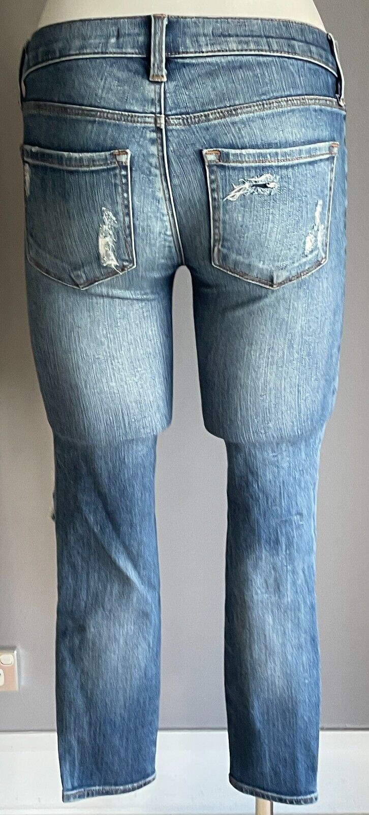 J BRAND Blue Denim Jeans Stretch  Low Rise Ripped Knees Skinny Leg 7/8 DSize 25
