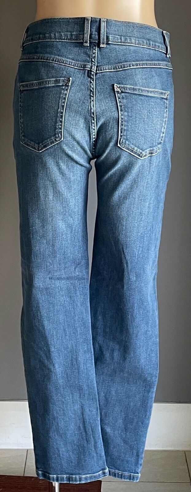 DENIM JEANS Light Blue Stretch Denim Straight Leg Jeans Whiskers Ladies Size 12