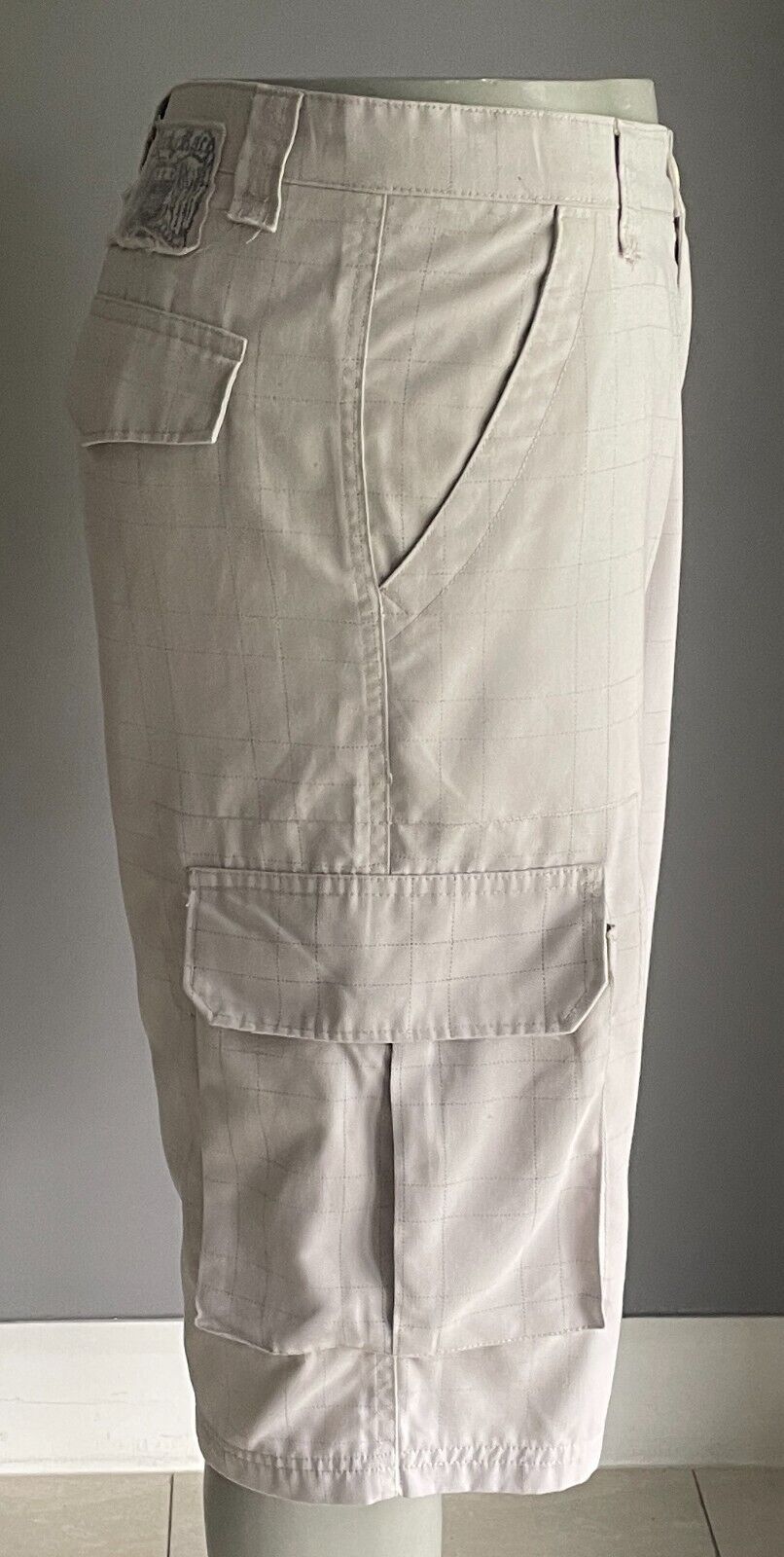 Cargo Shorts RUCKY RACE Side Pockets Mid Length Beige & Faint Check Size L