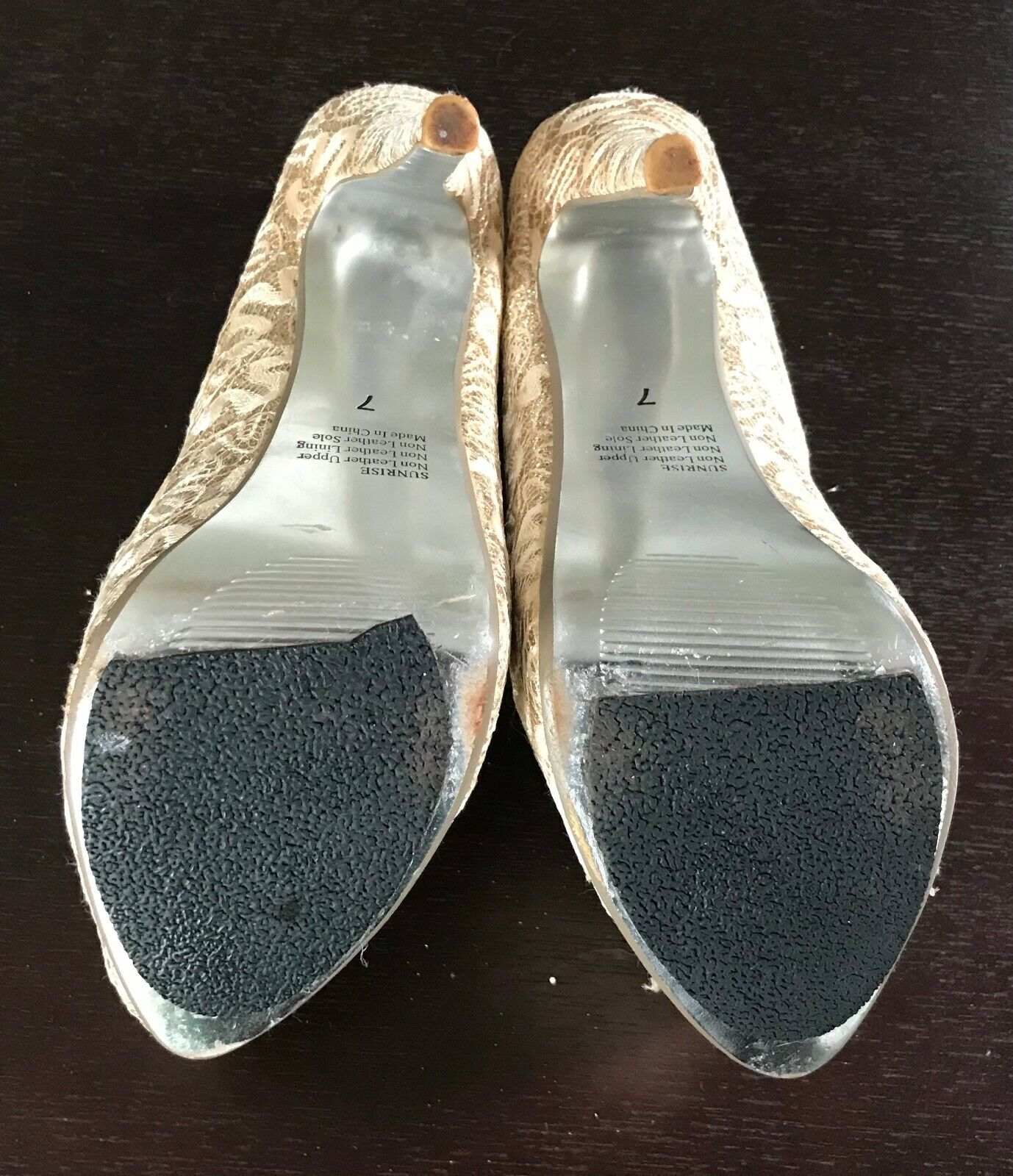 ZU "Sunrise" Stiletto Shoes Glitter Gold Fabric Platform High Heel Size 7 NEW