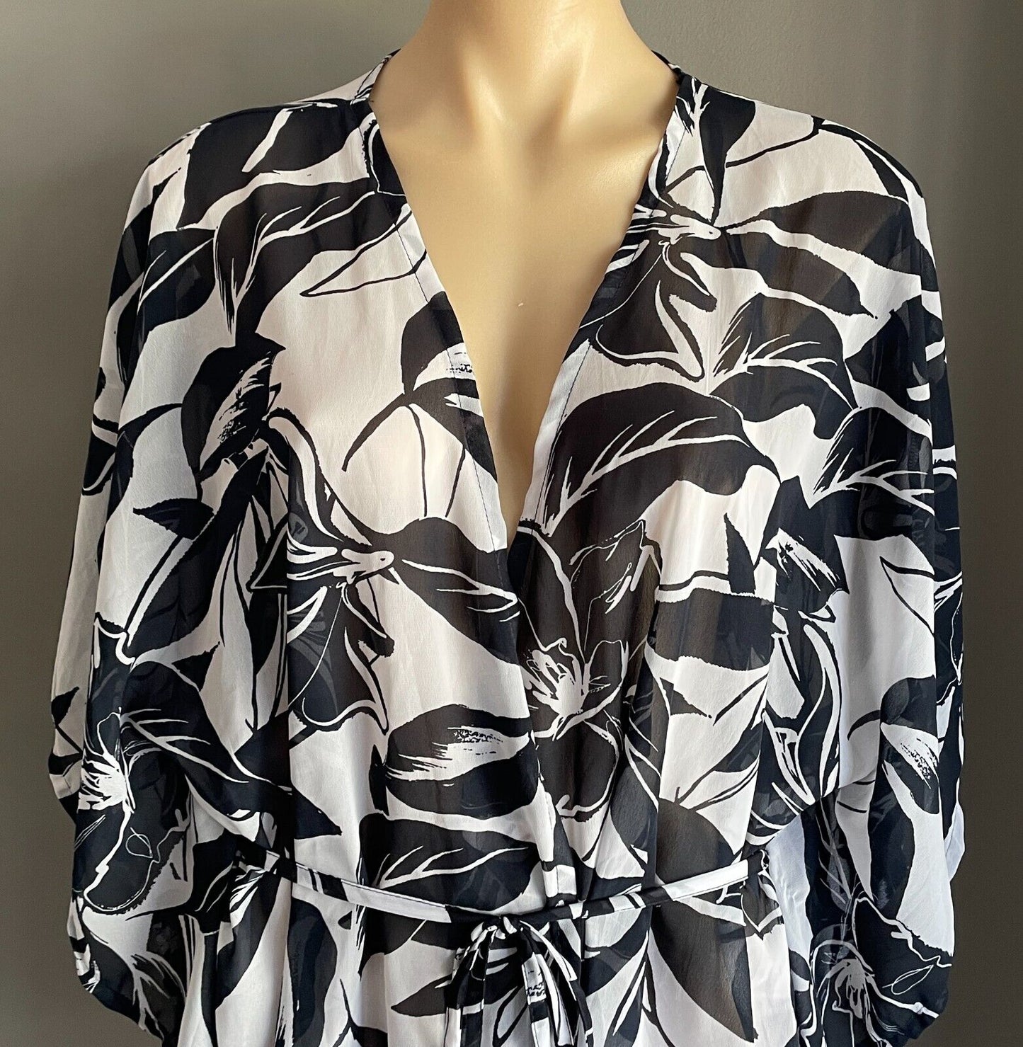 ANKO SWIM Beach Cover Kimono Navy White Floral Sheer Waist Tie Top Sz S M 10 12