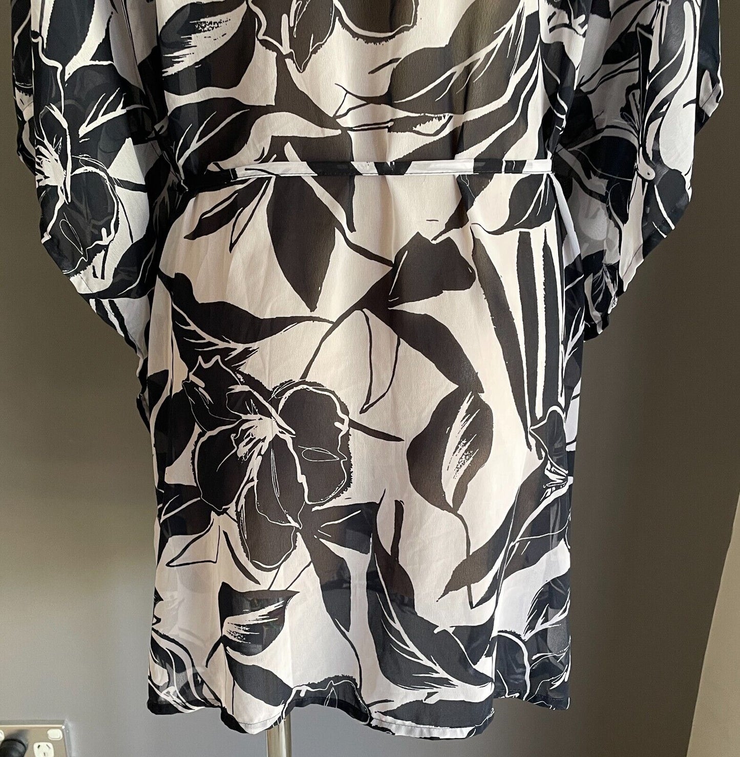 ANKO SWIM Beach Cover Kimono Navy White Floral Sheer Waist Tie Top Sz S M 10 12