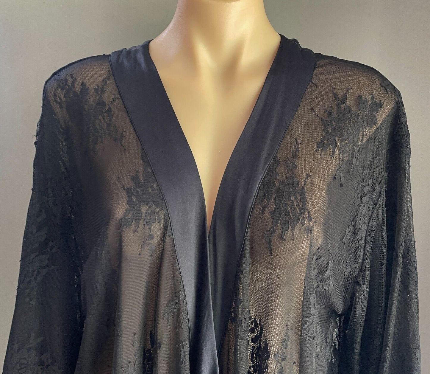 LA SENZA PRIVE Black Lace Satin Trim Short Sleeve Kimono Robe Size L XL