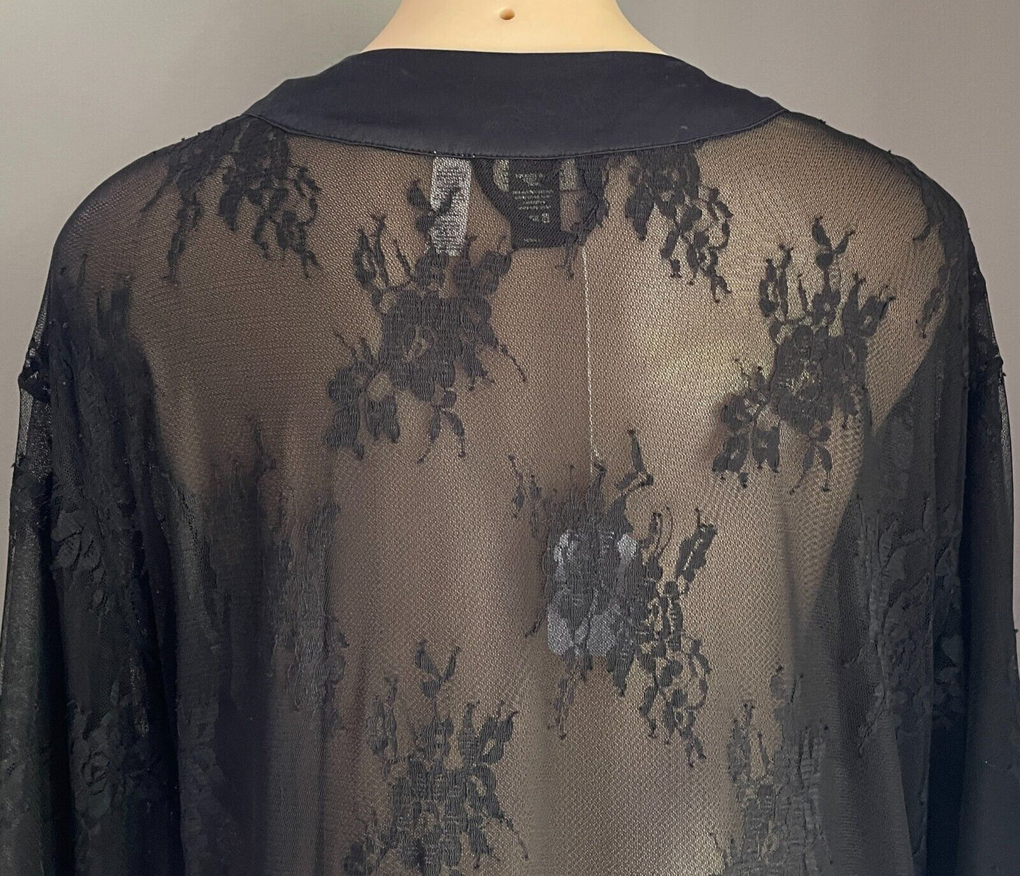 LA SENZA PRIVE Black Lace Satin Trim Short Sleeve Kimono Robe Size L XL
