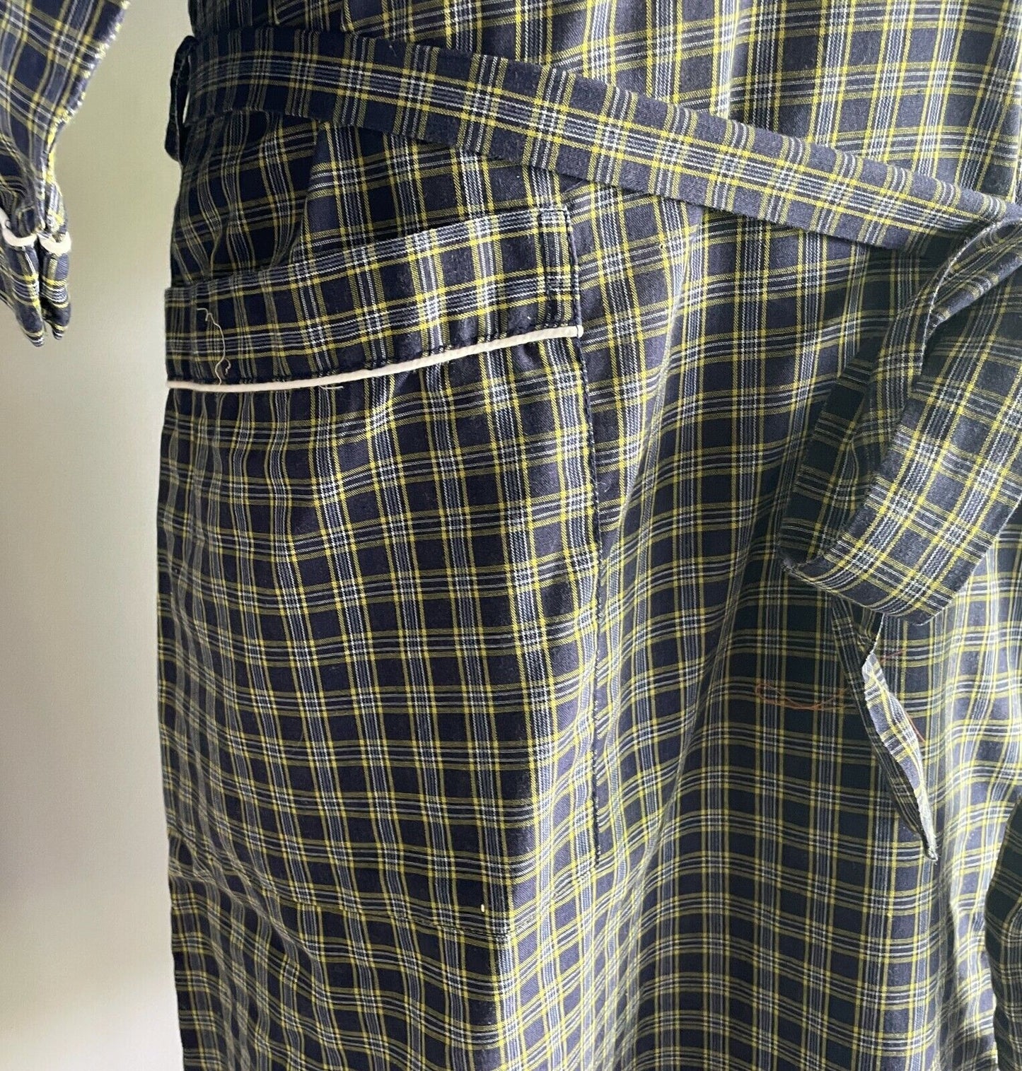 Mens HOLEPROOF BED BATH Robe Blue Yellow White Check Poly Cotton ONE SIZE NEW