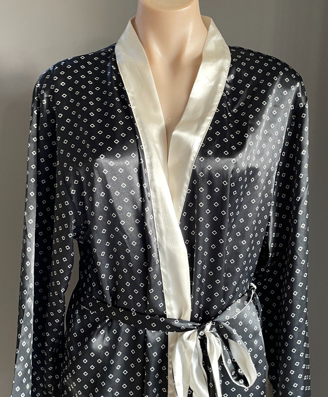 MIA LUCCE Silky Long Bath Robe Black & Cream w Waist Tie Ladies Size L