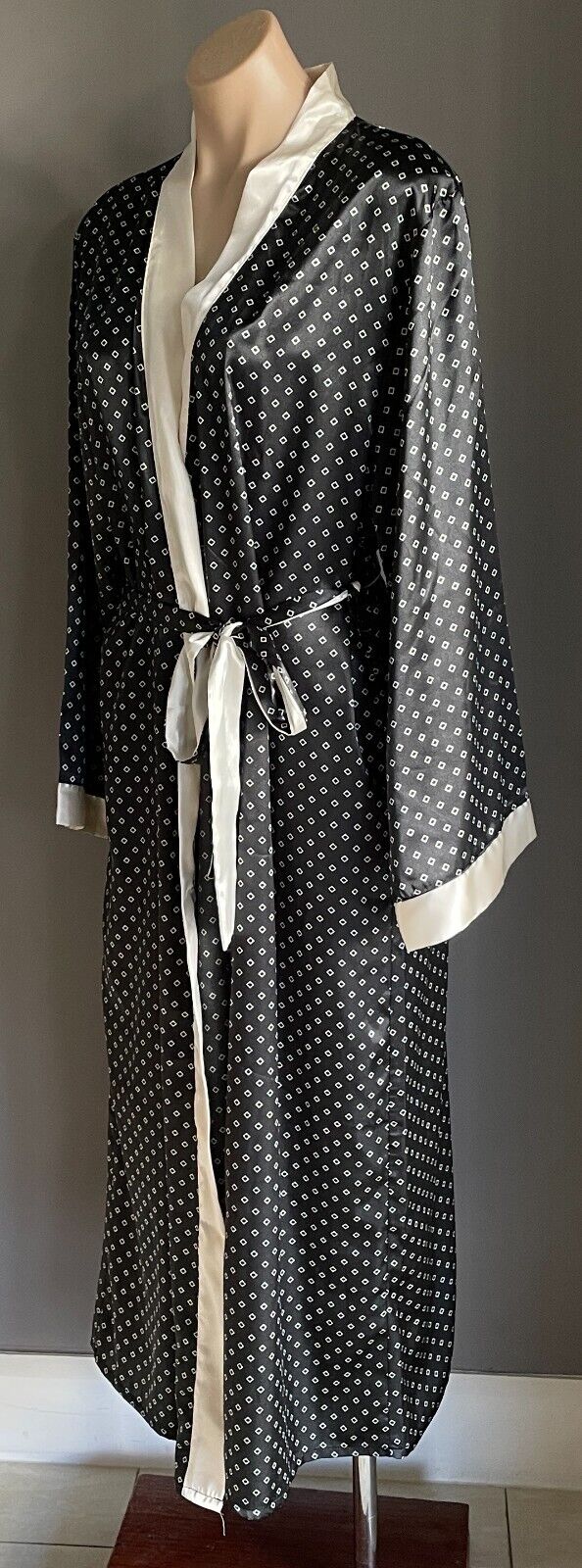 MIA LUCCE Silky Long Bath Robe Black & Cream w Waist Tie Ladies Size L
