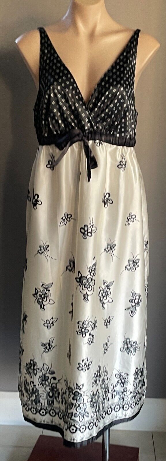 MIA LUCCE Silky Long Bath Robe Black & Cream w Waist Tie Ladies Size L