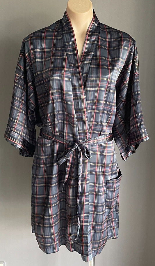 SIMPLY BASIC Satin Bath Robe Tartan Check Short w Waist Tie Size 97 - 102cm NEW