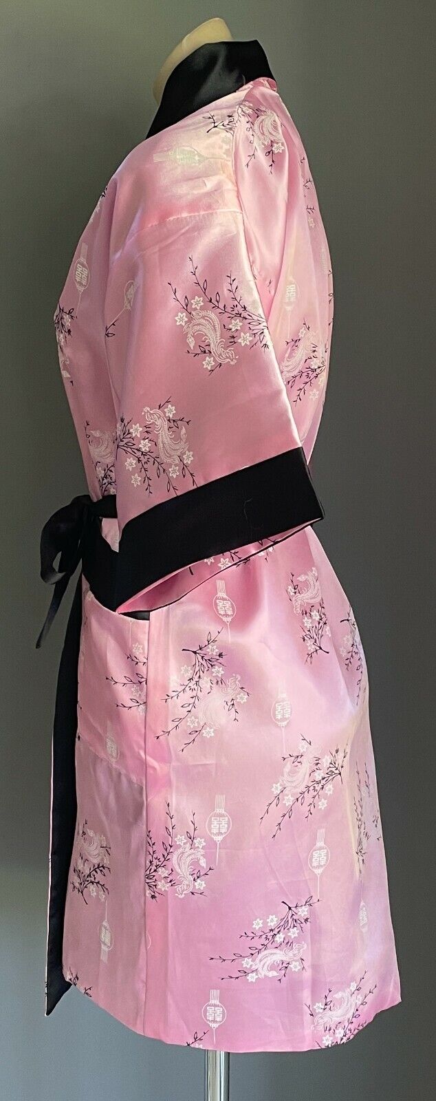 ROSE JUST FOR YOU Satin Robe Reversible Pink & Black Floral Dragon Print Sz S 12