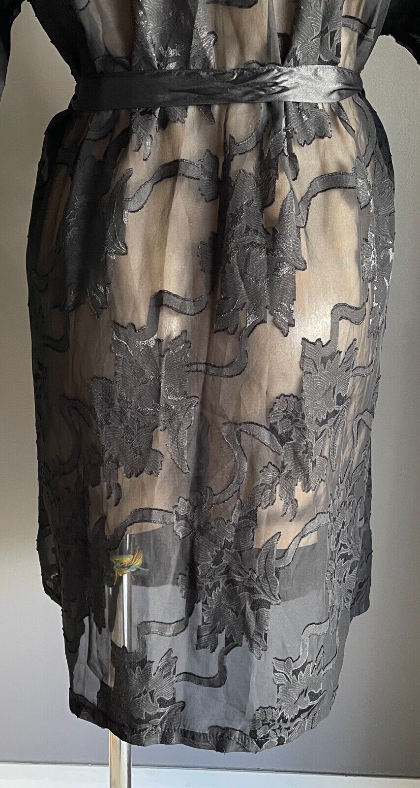 DIAMOND CUT Bath Robe Lingerie Black Burnout Fabric Short with Waist Tie Sz S 10