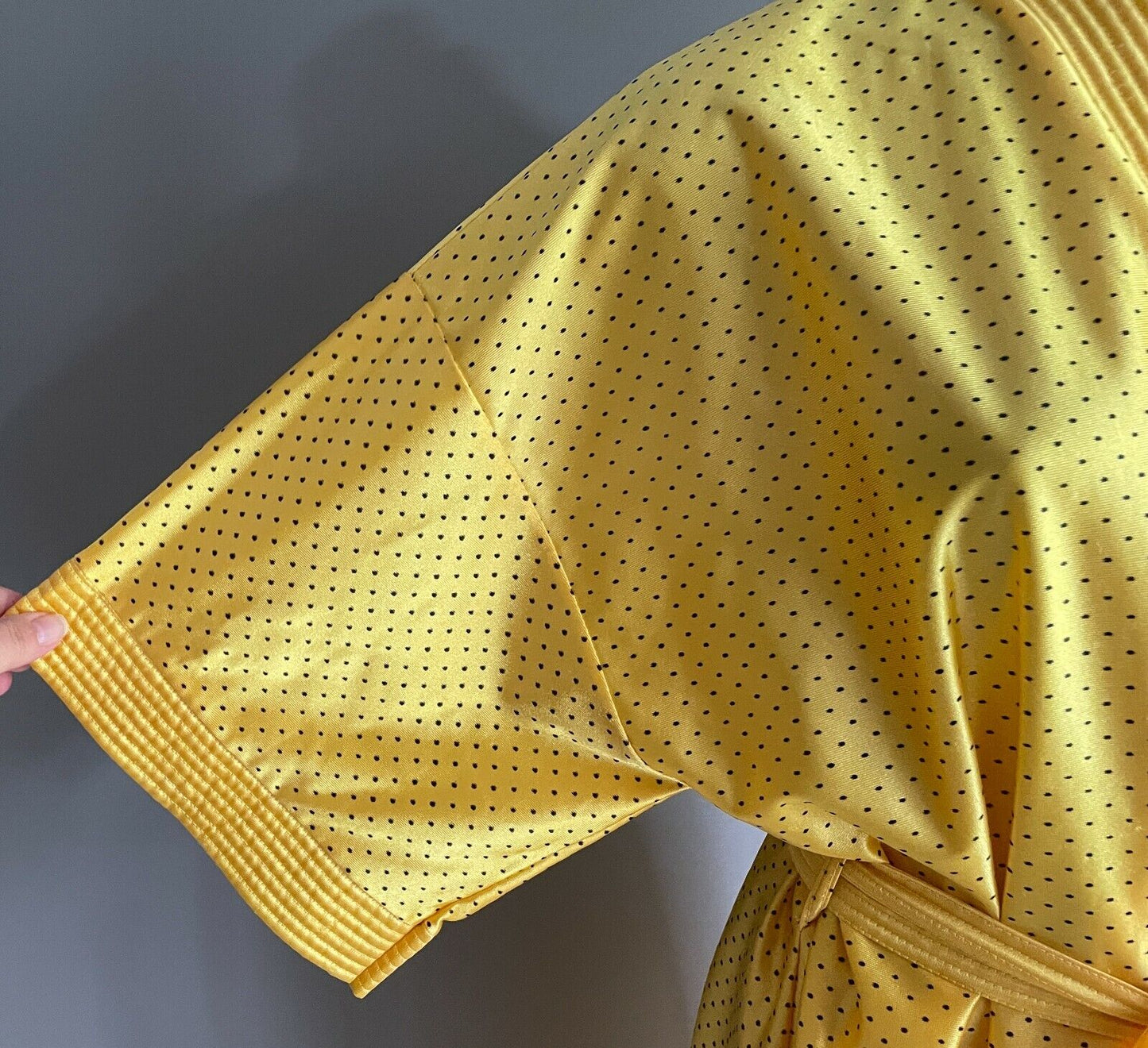 GIVONI Bath Robe Yellow & Black Polka Dot Short Sleeve Long  Loungewear Size 16