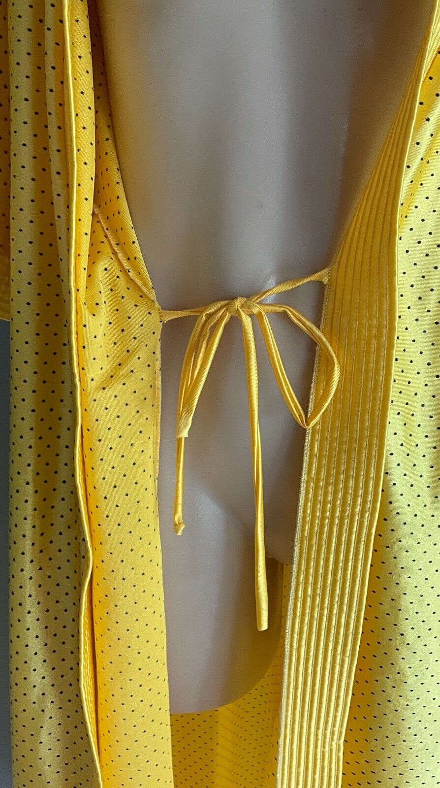 GIVONI Bath Robe Yellow & Black Polka Dot Short Sleeve Long  Loungewear Size 16