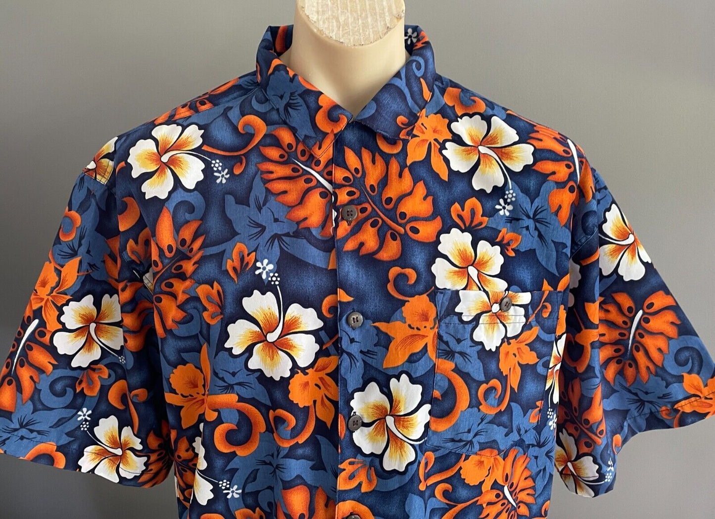 BEACH CLUB CLOTHING Hawaiian Shirt Tropical Floral Size XL Short Sleeve Surf