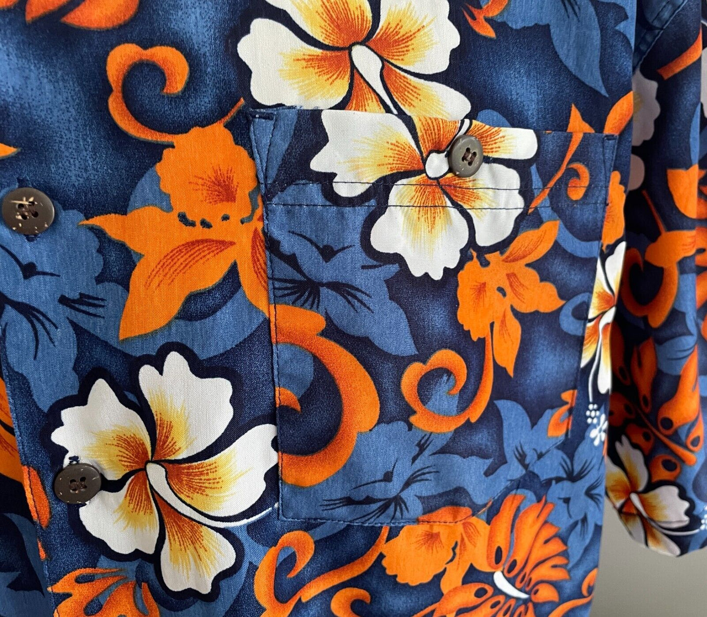 BEACH CLUB CLOTHING Hawaiian Shirt Tropical Floral Size XL Short Sleeve Surf