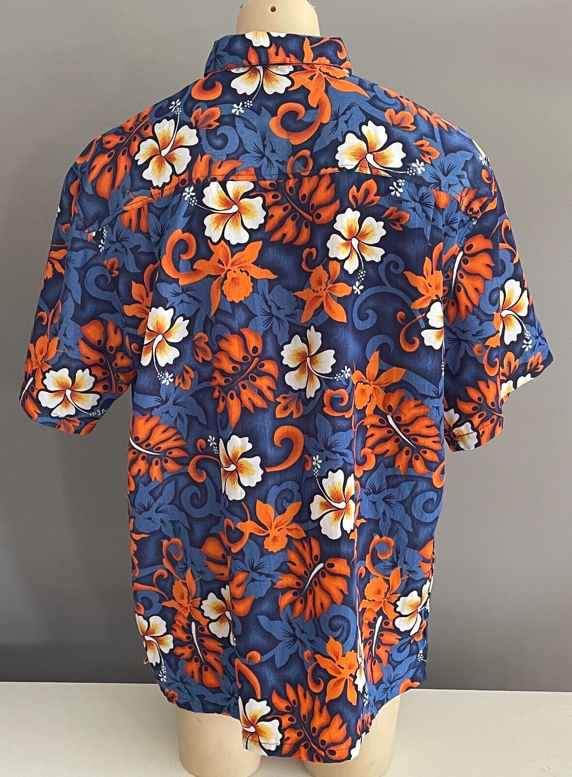 BEACH CLUB CLOTHING Hawaiian Shirt Tropical Floral Size XL Short Sleeve Surf