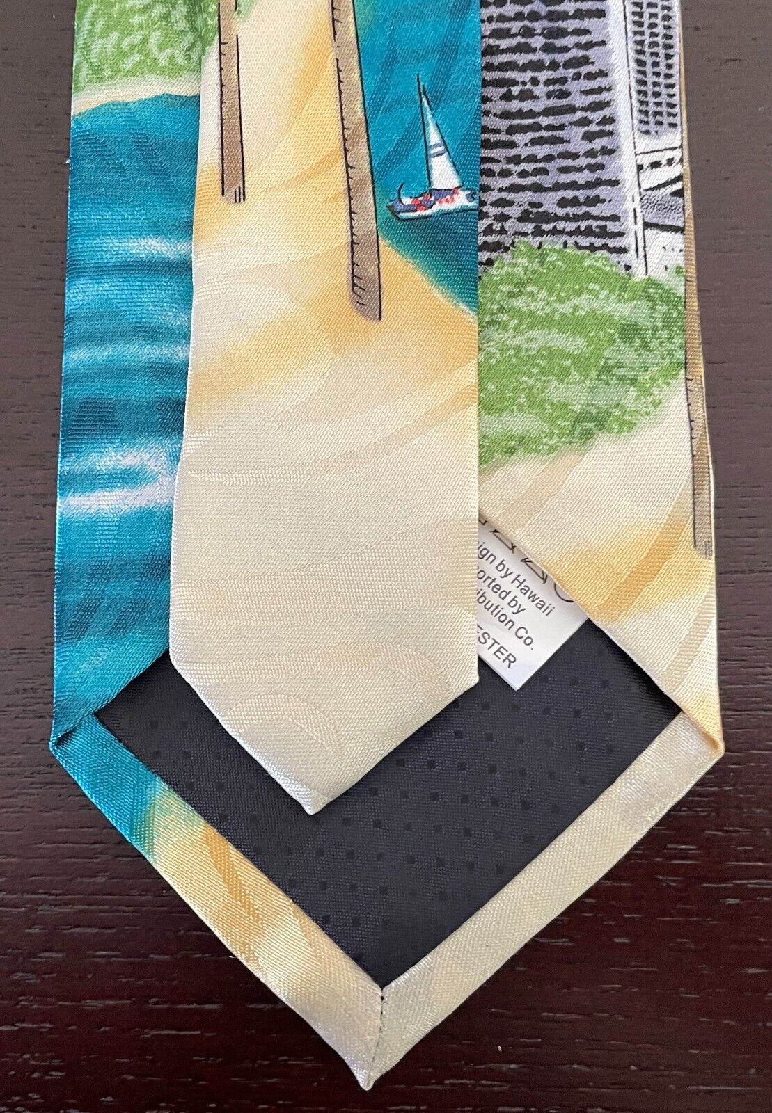 TROPICAL HAWAII Waikiki Tie Landscape Colourful Souvenir Hawaiian NeckTie Handma