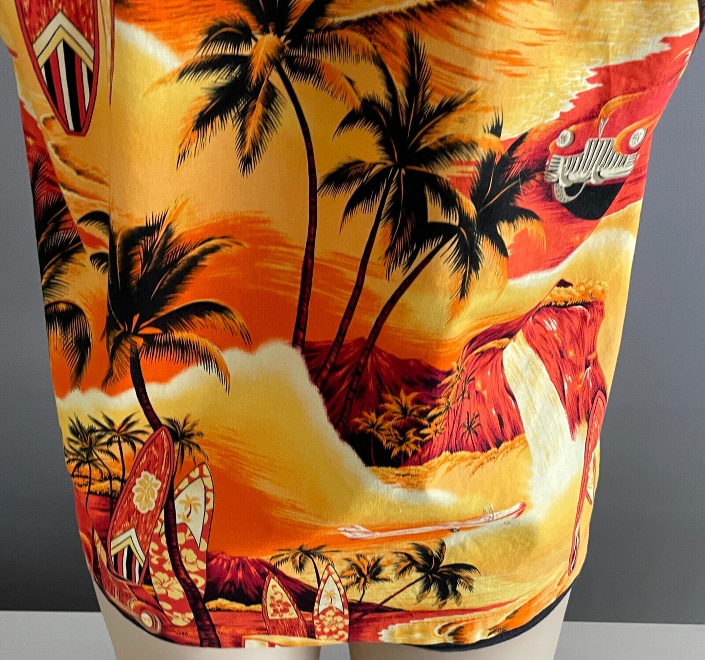 ALOHA MO'I Hawaiian Shirt OrangeYellow Red Black Surf Board Print Size S