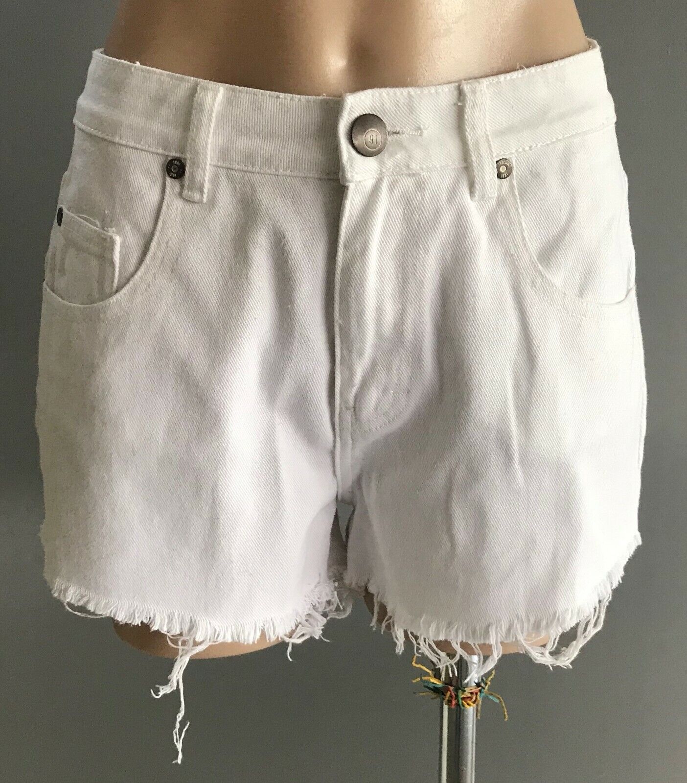 COTTON ON White Denim Jeans Shorts High Rise Cut Off Fray Hem  Sz10 Hi Waist