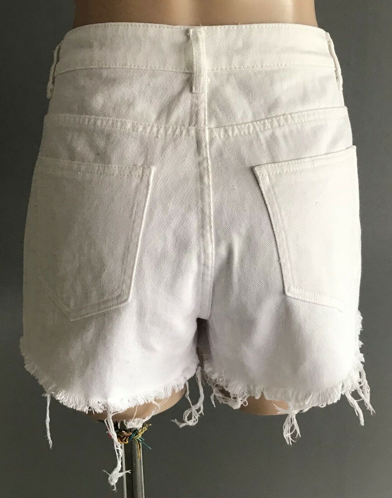 COTTON ON White Denim Jeans Shorts High Rise Cut Off Fray Hem  Sz10 Hi Waist