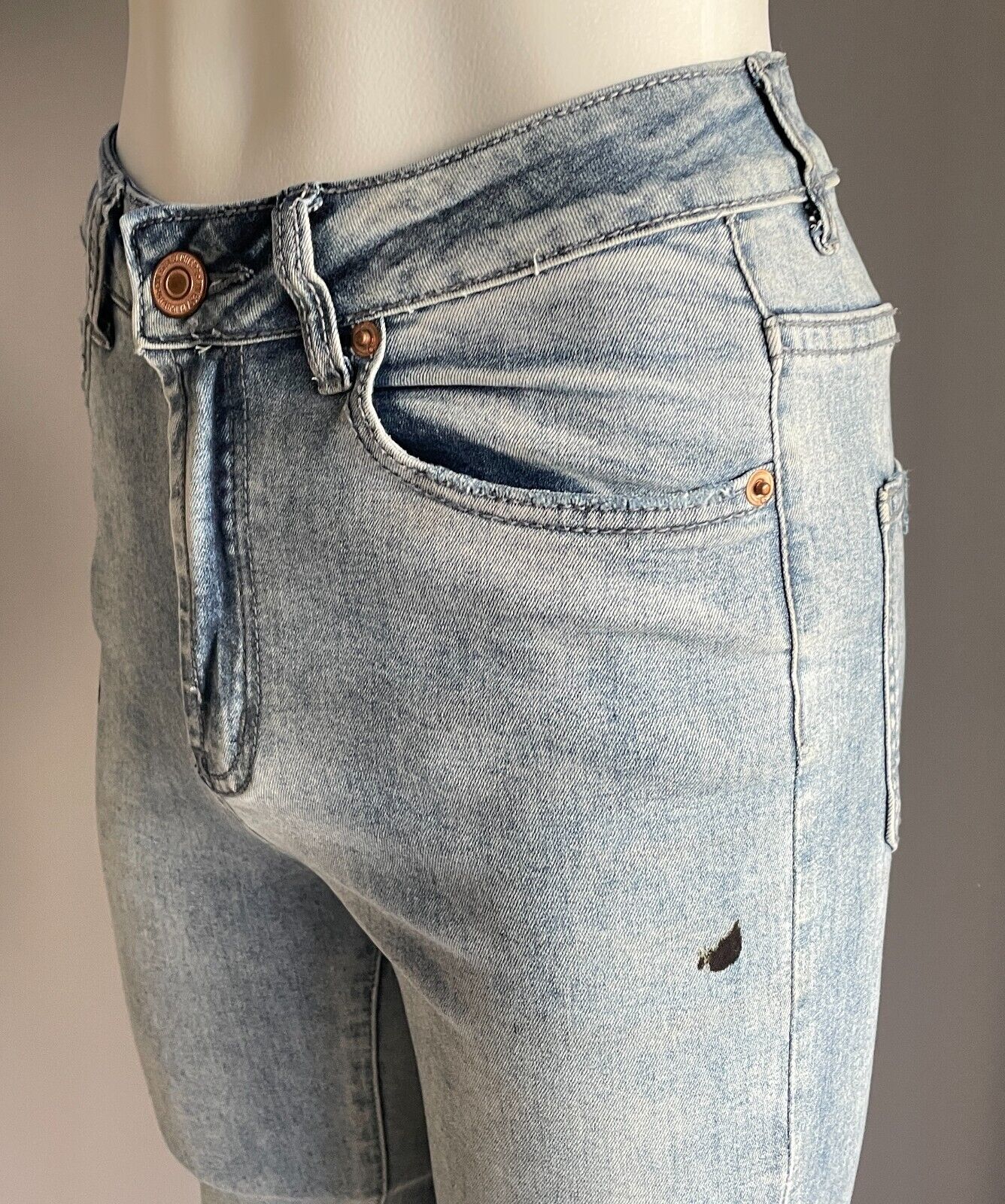 COTTON ON Denim Jeans Stretch Faded Blue High Rise Ripped Knee Skinny Size 8