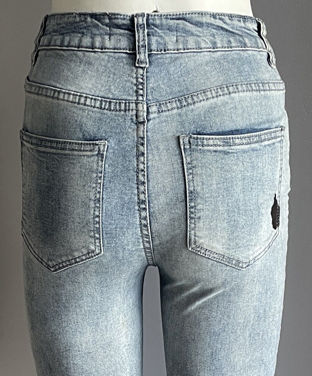 COTTON ON Denim Jeans Stretch Faded Blue High Rise Ripped Knee Skinny Size 8