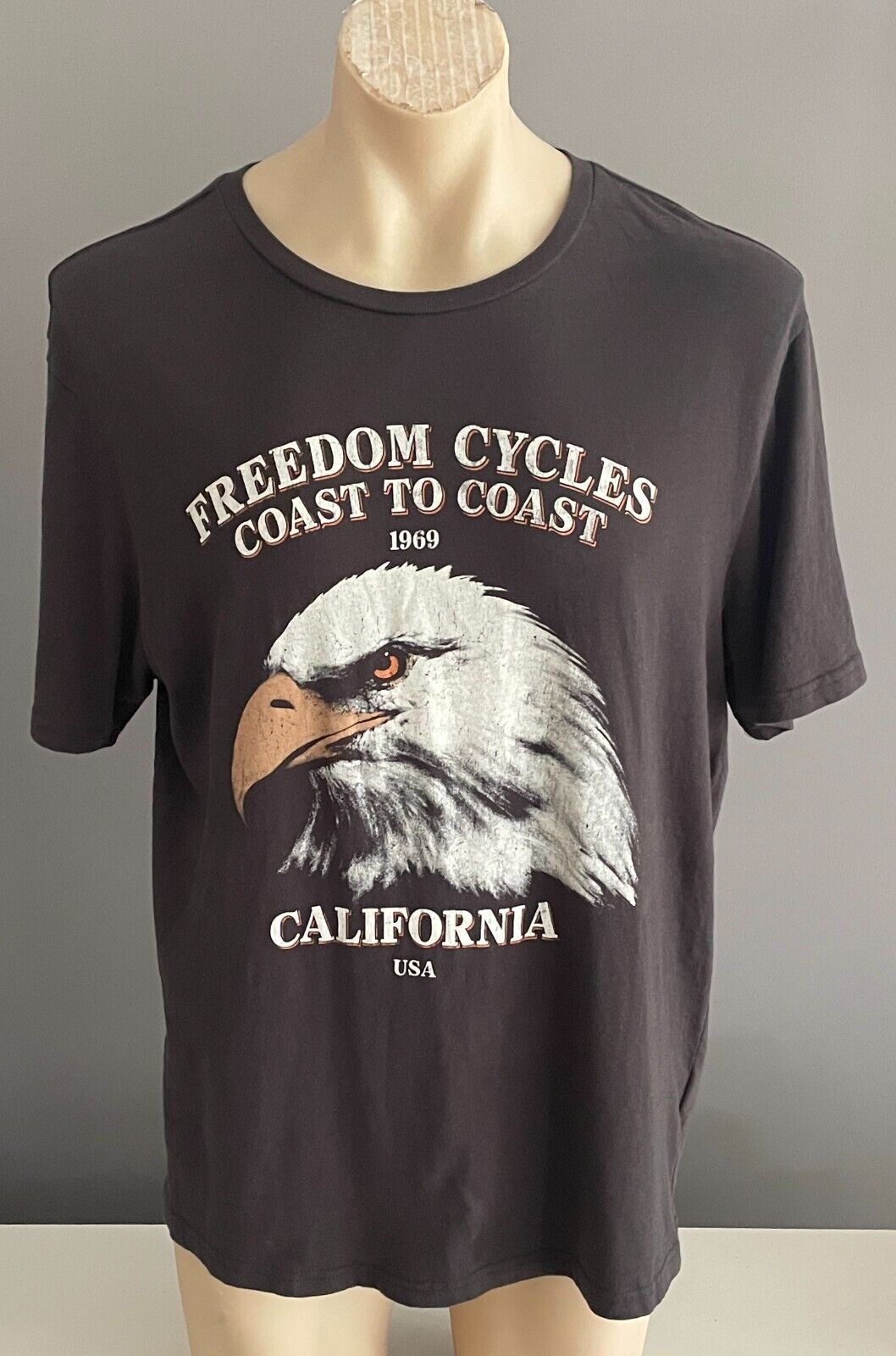 T-BAR x COTTON ON Grey Short Sleeve T-Shirt Size 2XL Freedom Cycles Eagle NEW