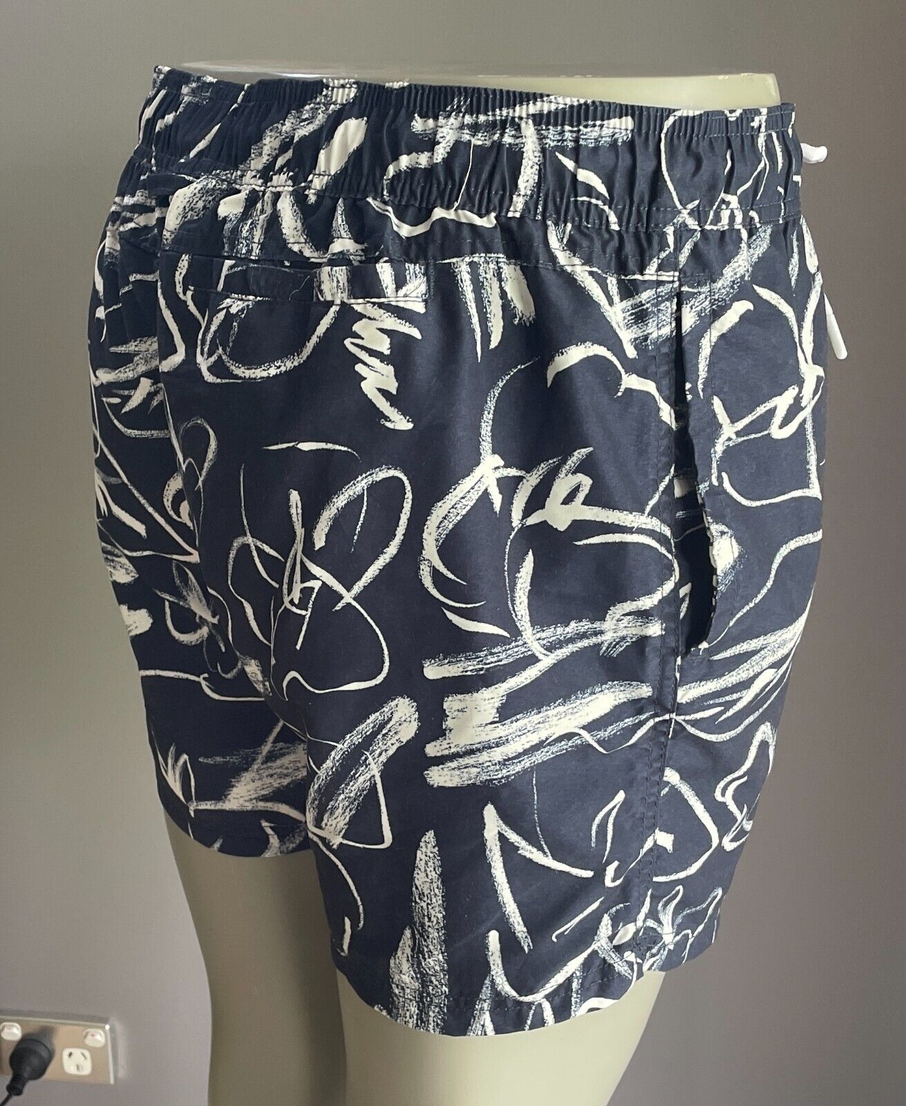 Board Shorts COTTON ON GARMENTS Navy White Print Elastic Waist Mens Size XL