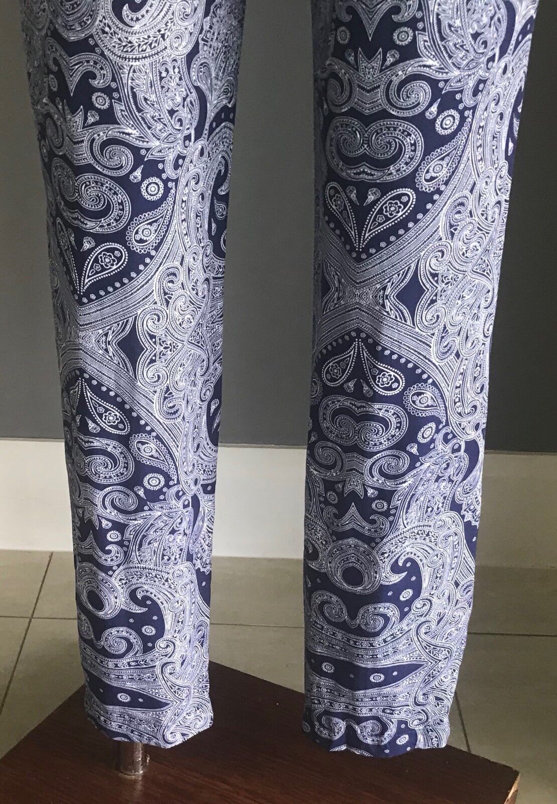 COTTON ON Pants Relaxed Blue White Shirred Waist Ties Tapered Ladies Size S 10