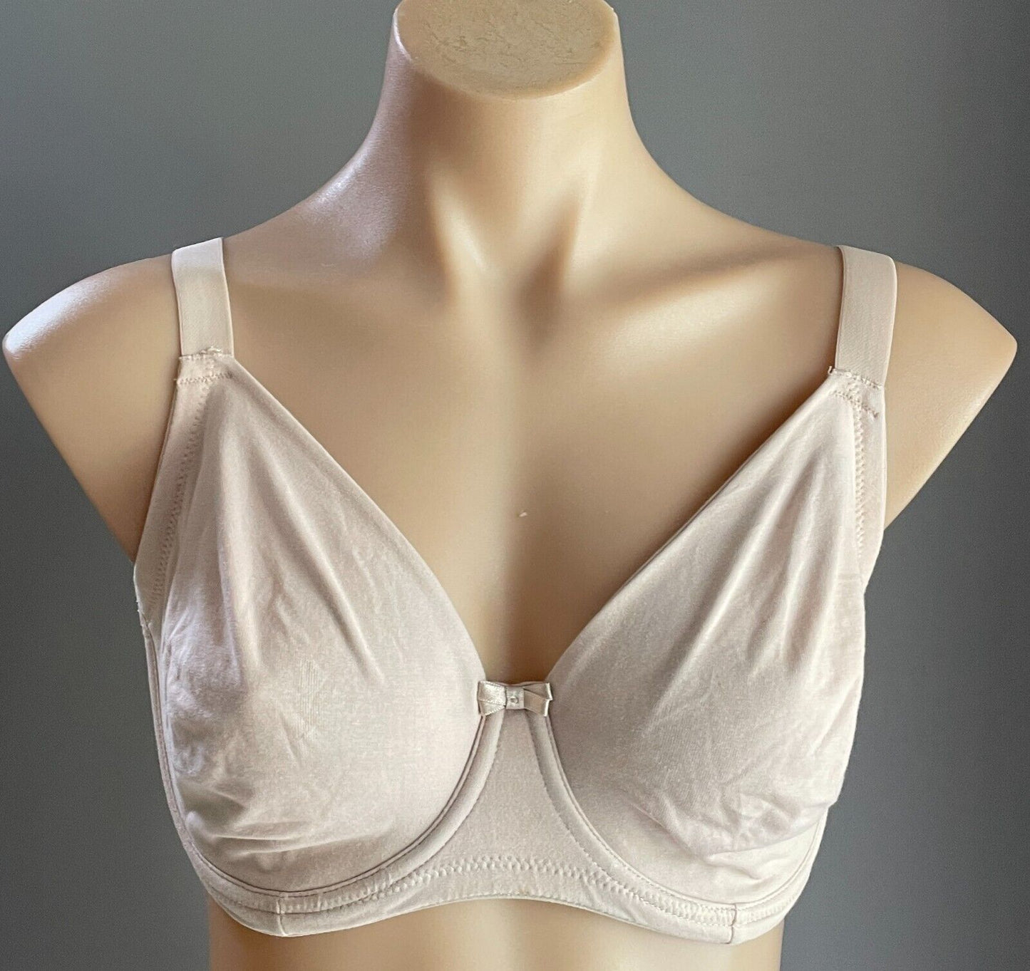 TARGET Bra 12E Beige Minimiser Underwire Adjustable Straps Bra Ladies Size 12 E