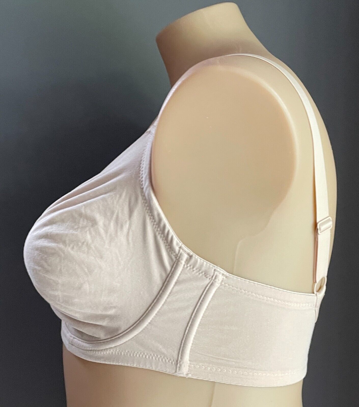 TARGET Bra 14E Underwire Beige Minimiser Lingerie Underwear Size 14 E