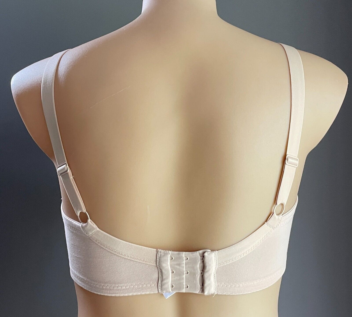 TARGET Bra 14E Underwire Beige Minimiser Lingerie Underwear Size 14 E