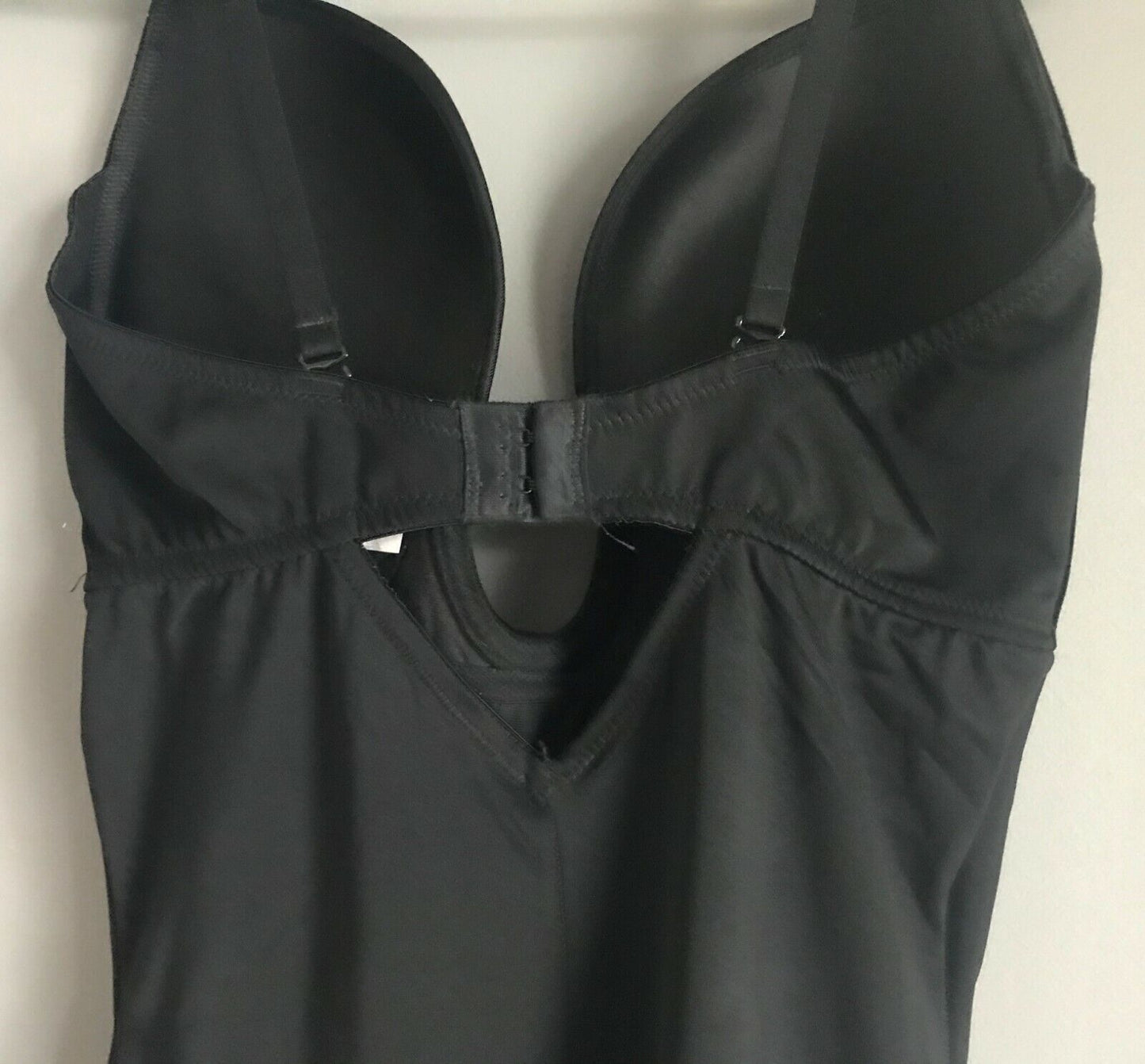 ShapeWear TARGET U BRA Slip Dress 12D Black Seamless Body Shaper Size 12 D