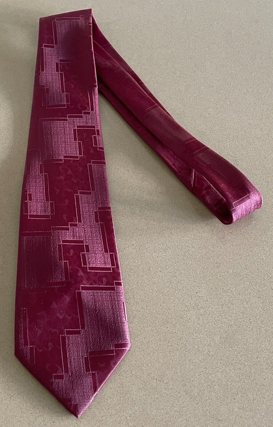 Mens NeckTie Burgundy Jacquard Polyester Fabric Wash N Wear Australia Made Tie