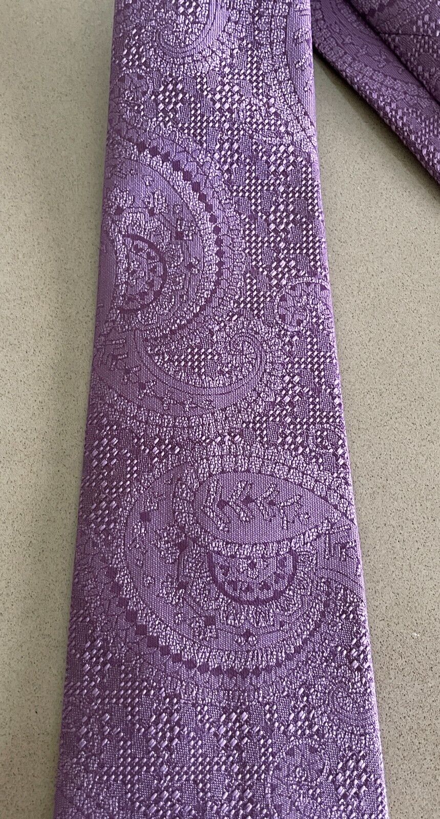 Vintage Lavender Paisley Print NeckTie 1970s 1980s Mens WASH n WEAR Neck Tie